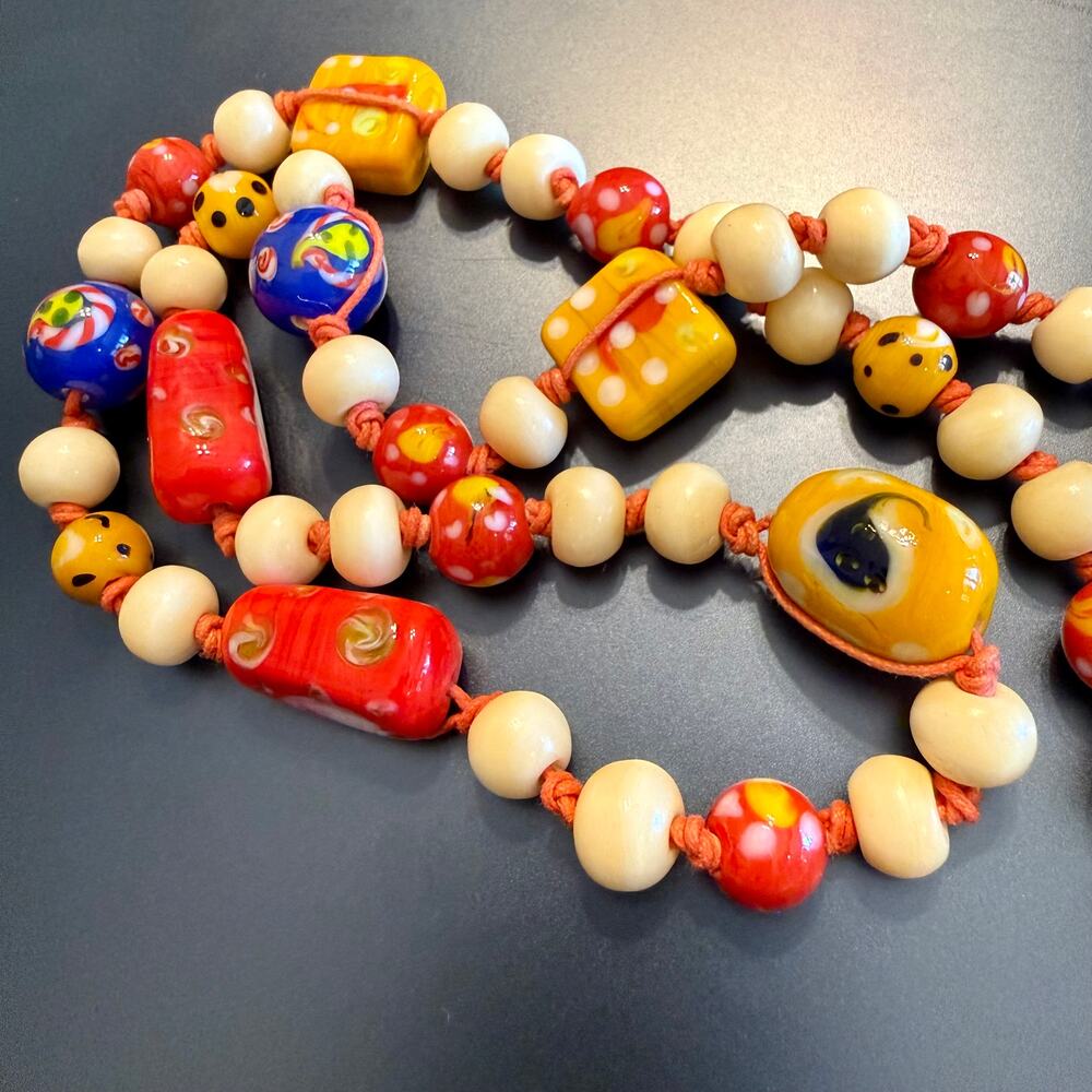 Vintage Artisan Hand-Knotted Long Glass Beaded Necklace - Picture 4 of 7